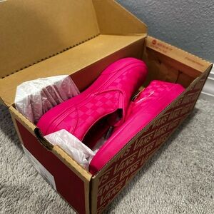 Vans girls Pink Slip-On Shoes